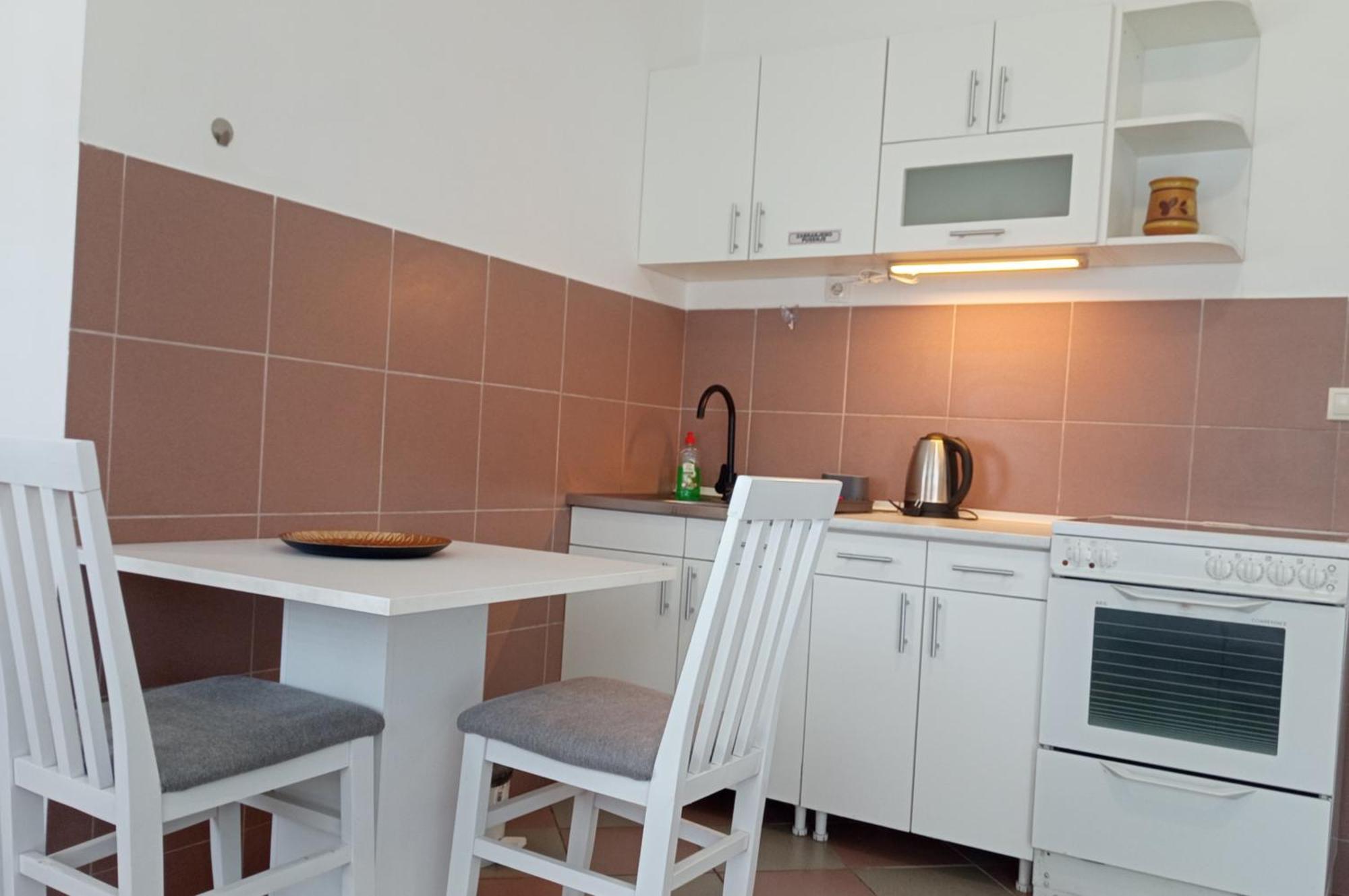 Easy Check In Apartments 021 Vladika نوفي ساد المظهر الخارجي الصورة